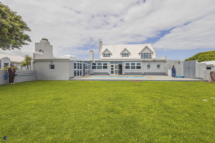 4 Bedroom Property for Sale in Long Acres Country Estate Western Cape